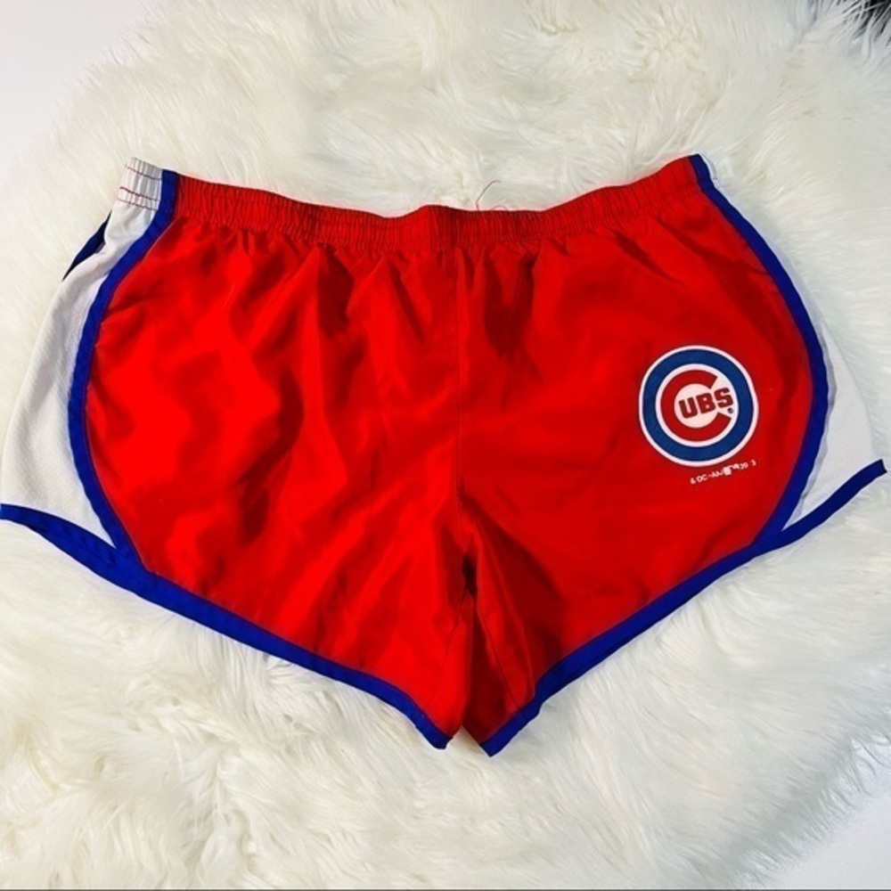 5th & Ocean Chicago Cubs Red‎ Tempo Running Shorts Size 18